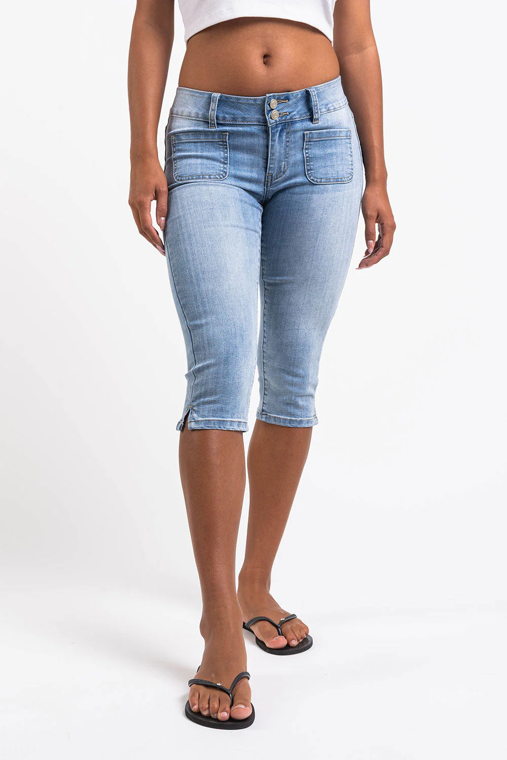 Claire 03Mid Capri Jeans - Bleach Blue - Image 5