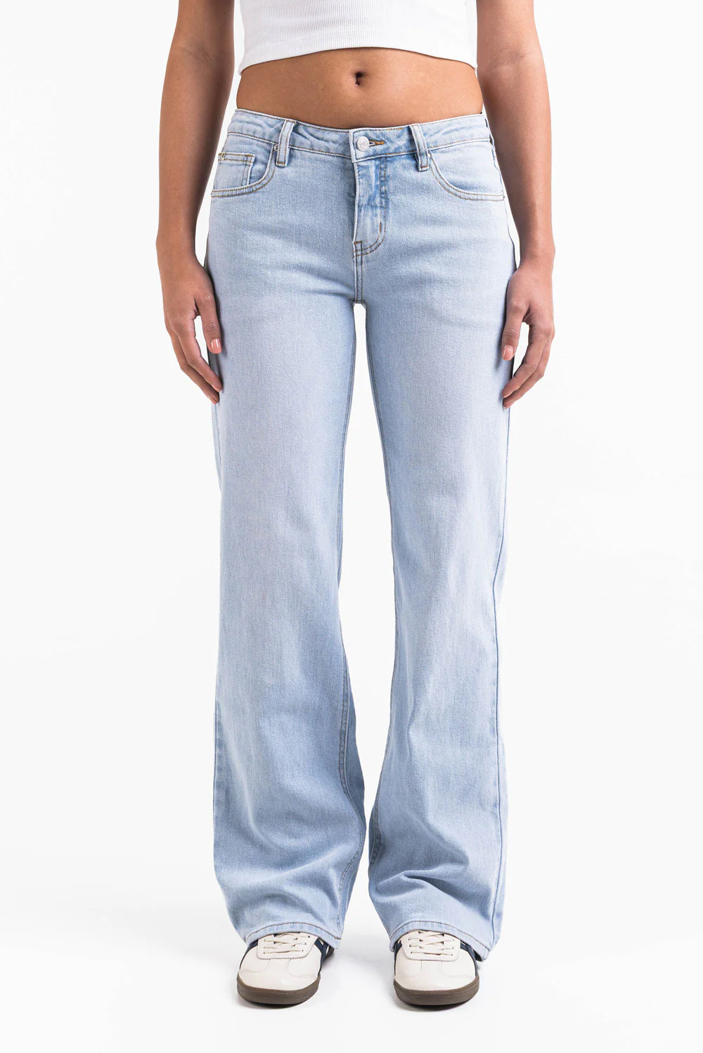 Dina 02Mid Rette Jeans - Bleach Blue