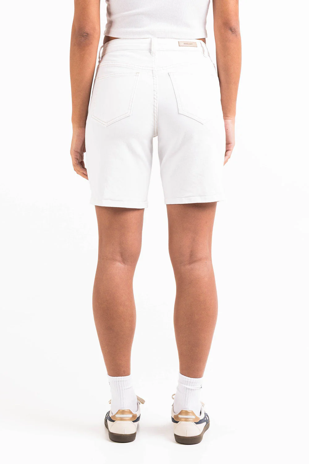 Disa 02Mid 20cm Rette Jeansshorts - White - Image 4