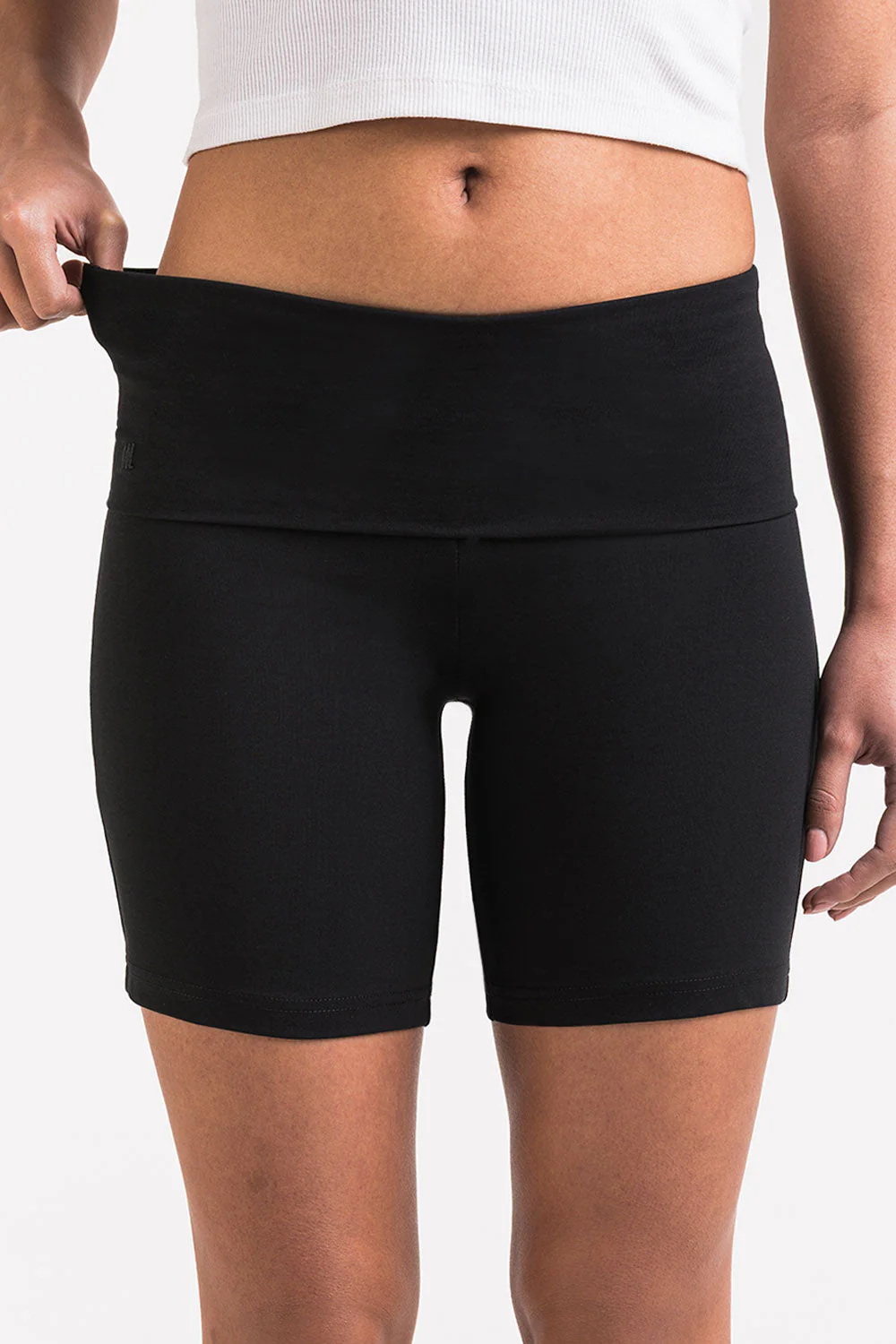 Geri 03High 17cm Shorts - Black - Image 4