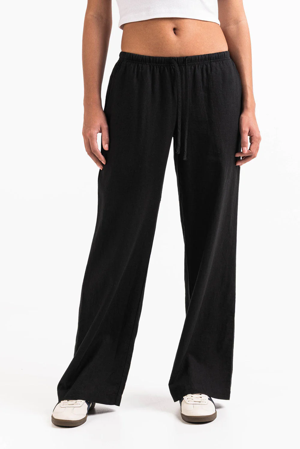 Mel 04Low Rette Linbukser - Black - Image 4