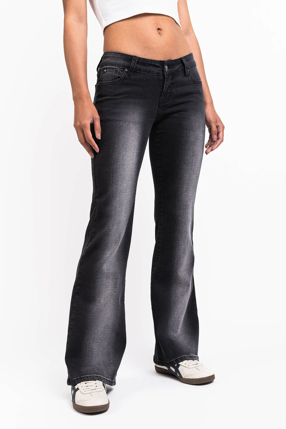 Taylor 02UltraLow Bootcut Jeans - Washed Black - Image 3