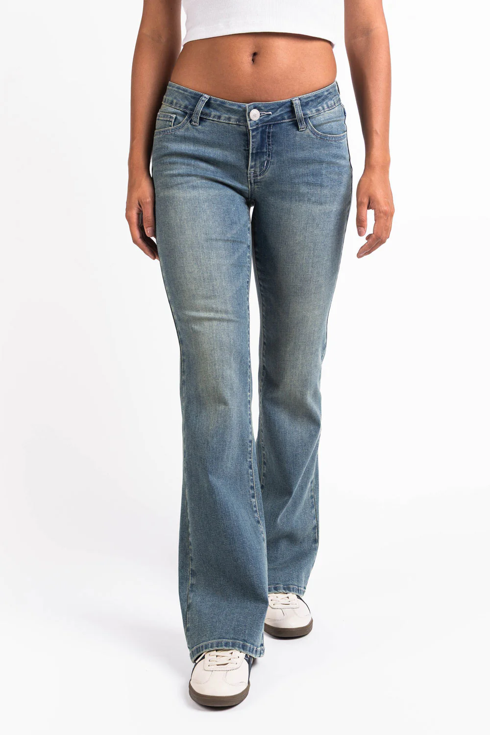 Taylor 02UltraLow Bootcut Jeans - Worn Blue Origin - Image 3