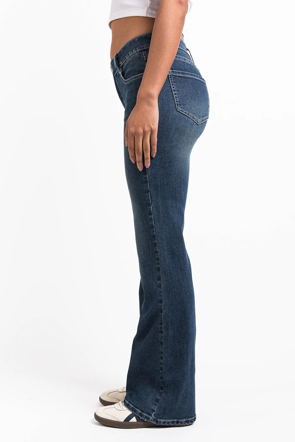 Taylor 05Mid Bootcut Jeans - Vintage Blue - Image 6
