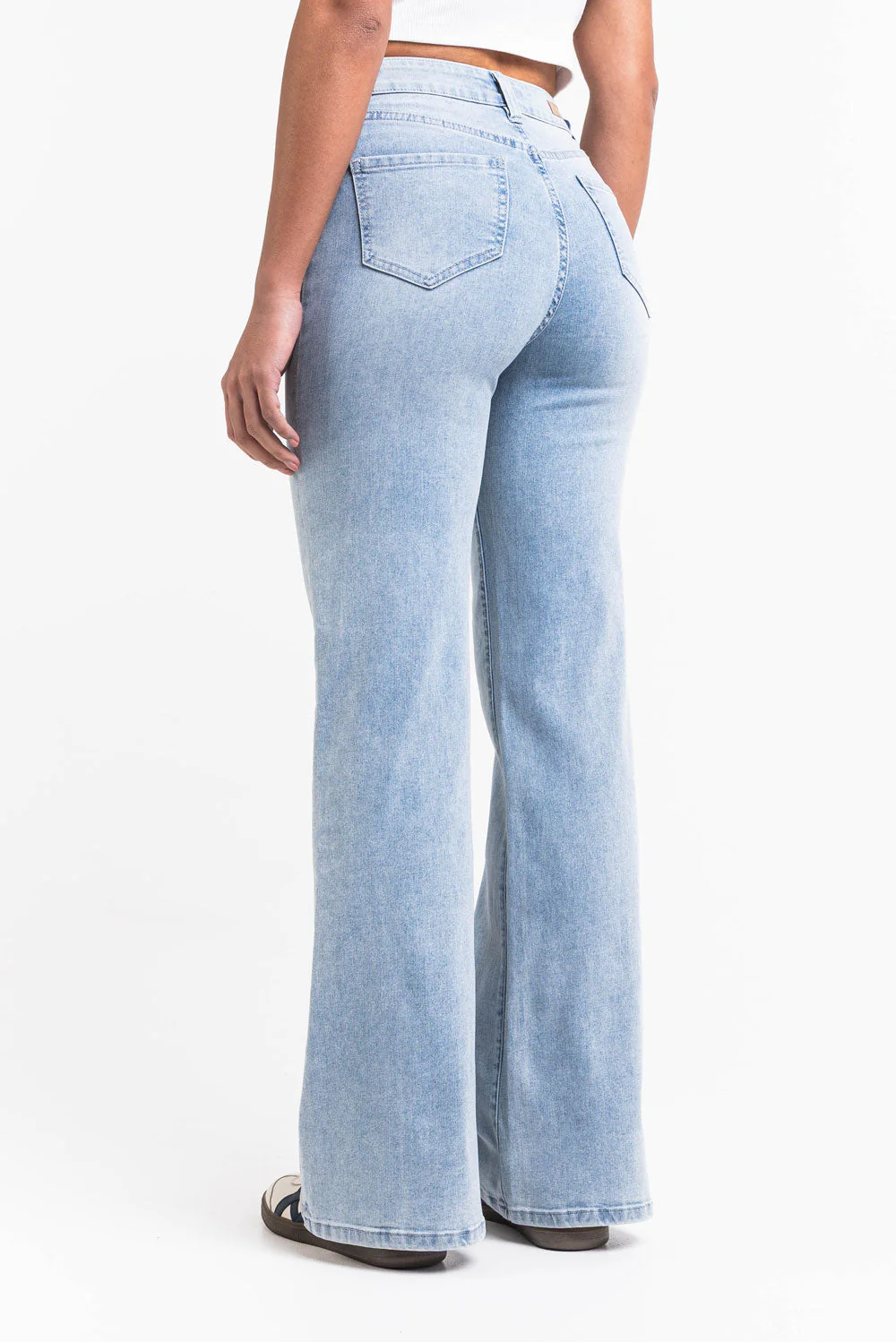 Taylor 06High Flared Jeans - Bleach Blue - Image 2