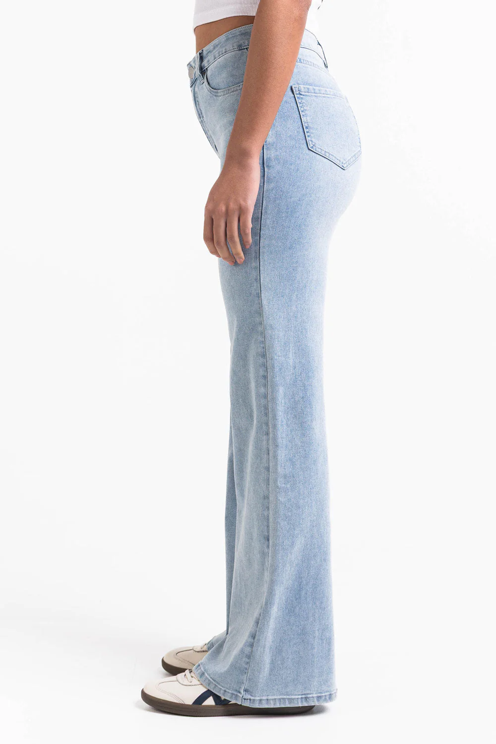 Taylor 06High Flared Jeans - Bleach Blue - Image 7