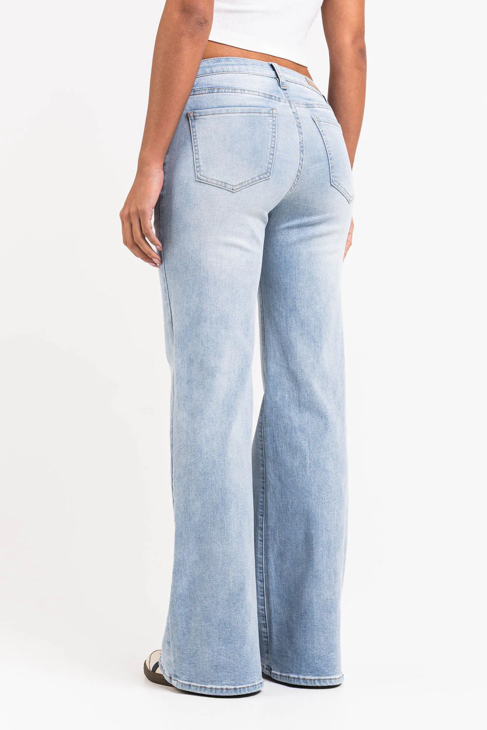 Taylor 06Low Flared Jeans - Bleach Blue - Image 6