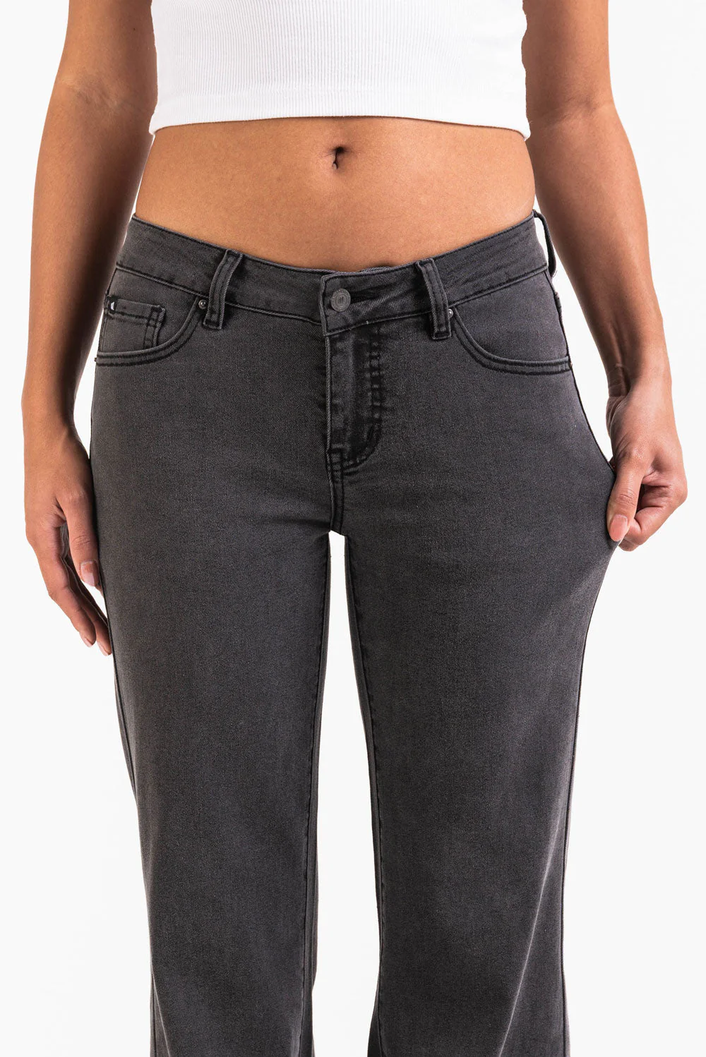 Taylor 06Low Flared Jeans - Washed Black - Image 5