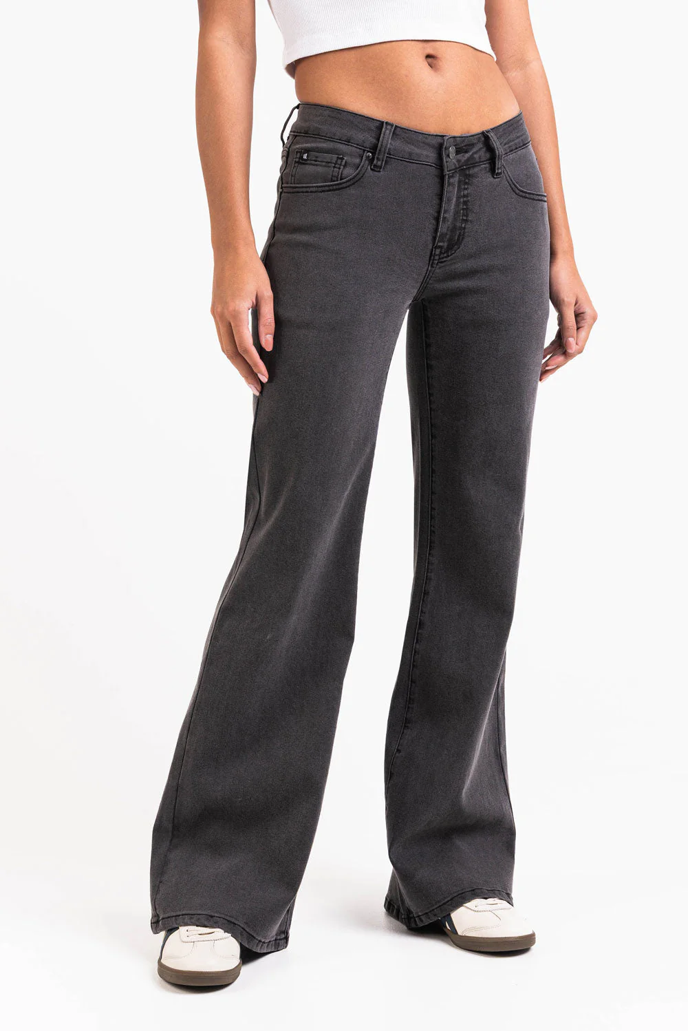 Taylor 06Low Flared Jeans - Washed Black - Image 6