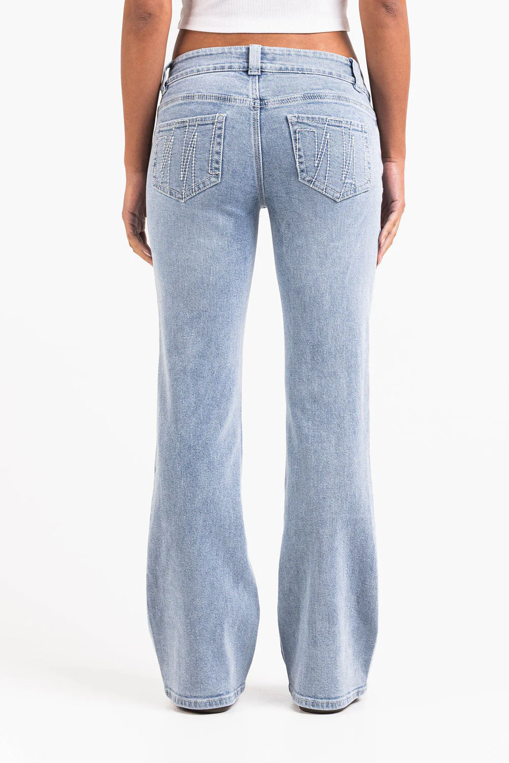 Taylor 07UltraLow Bootcut Jeans - Bleach Blue - Image 7