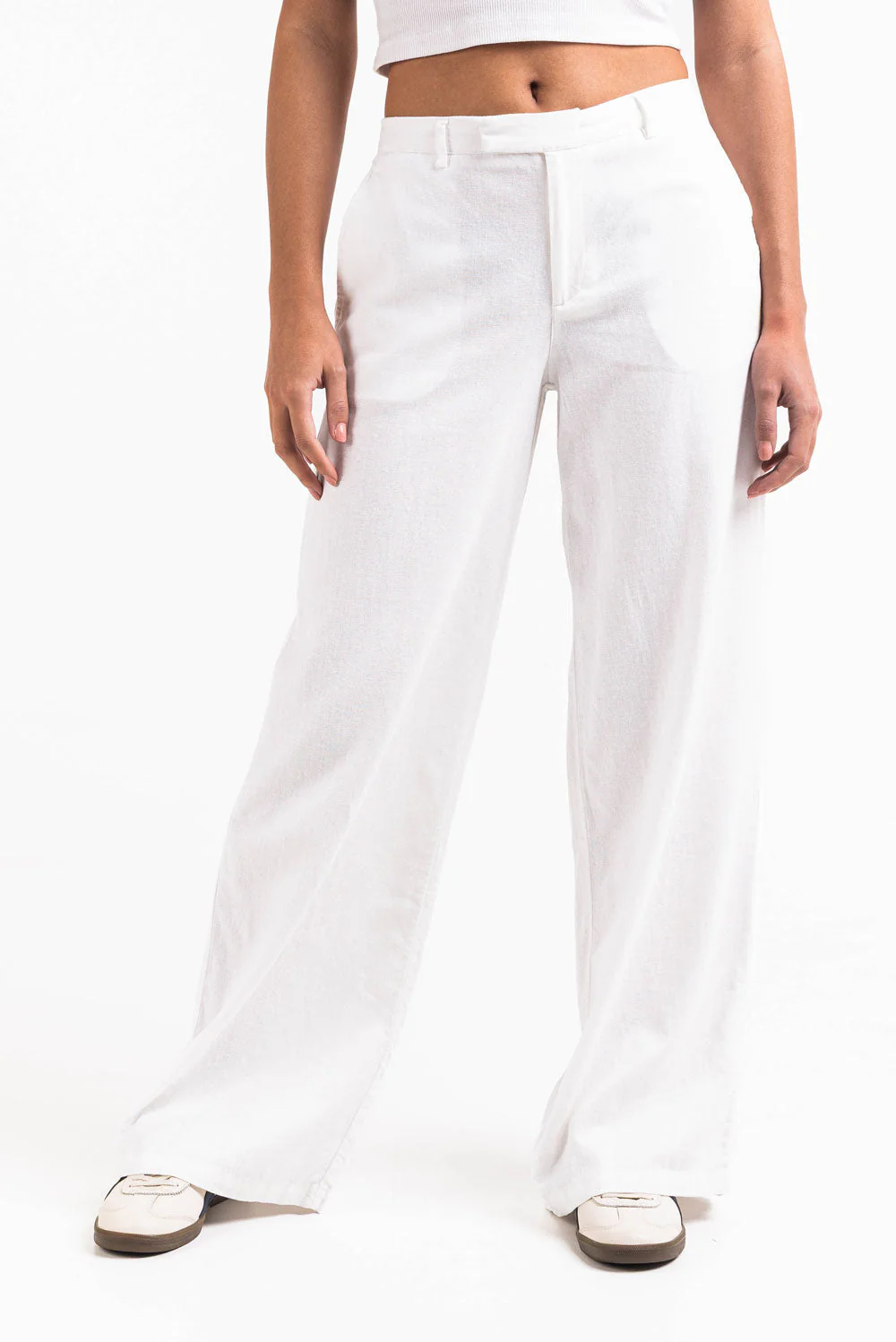 Thilde 02Mid Vide Linbukser - White